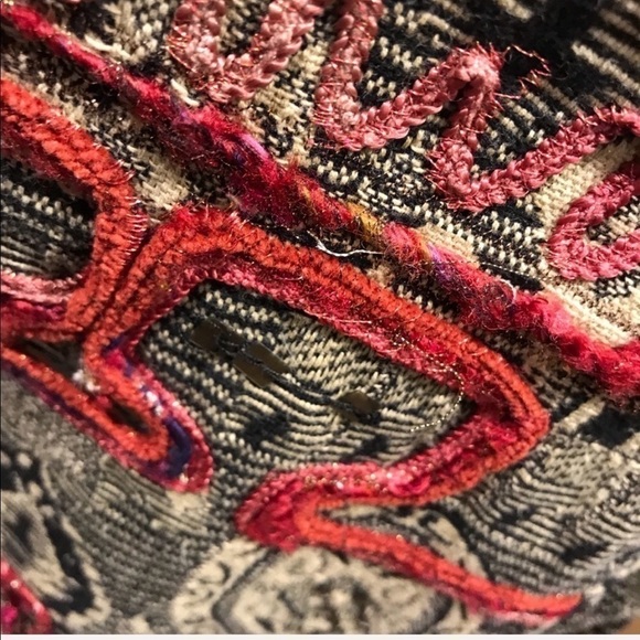 Coldwater Creek embroidered beaded jacket size small - Picture 7 of 8